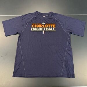 Adidas Charlotte Basketball Men’s T-Shirt Short Sleeve Medium
